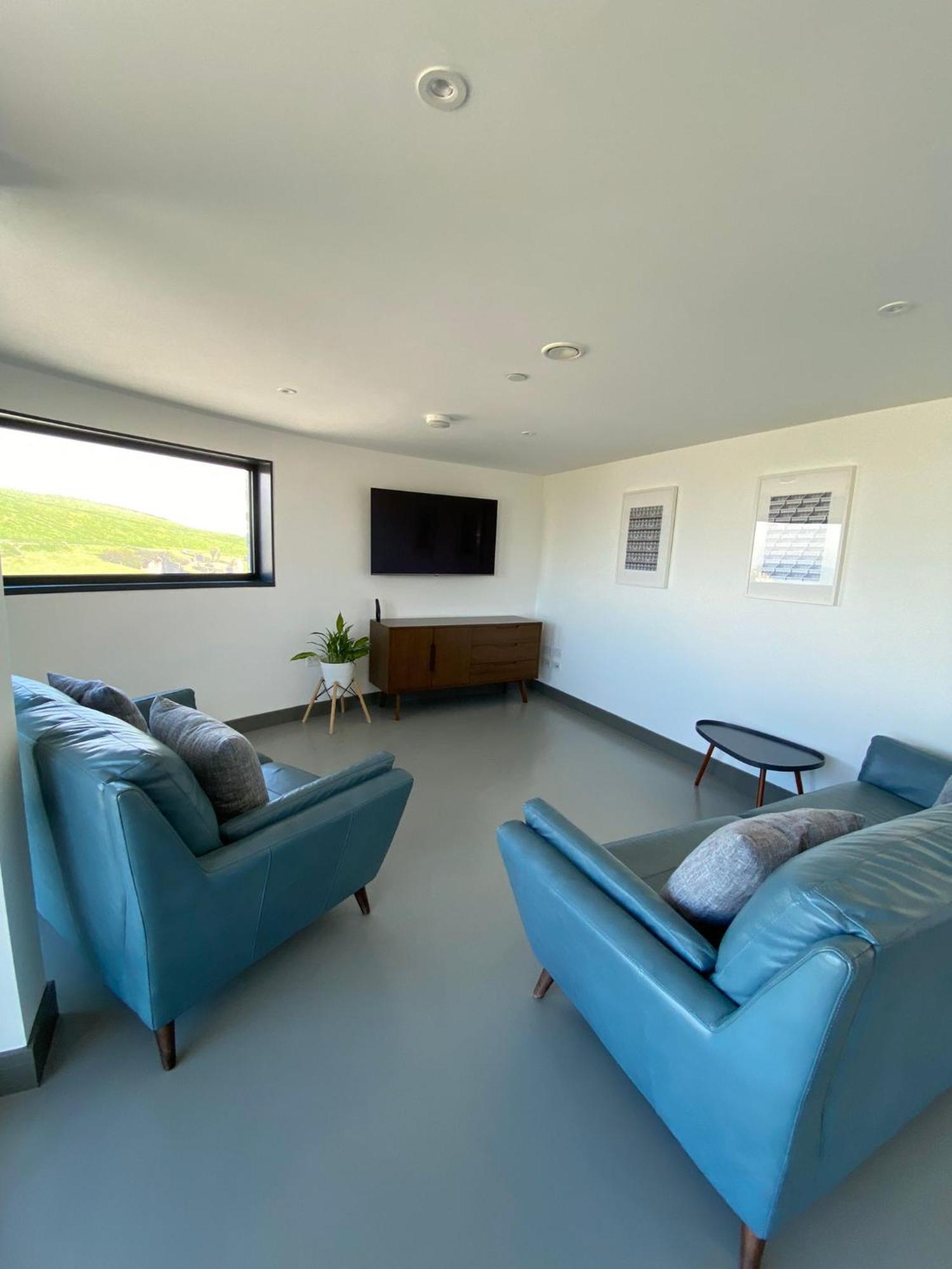 4 The View Apartments Ilfracombe - Seafront, Parking, Lift, Ev Ngoại thất bức ảnh